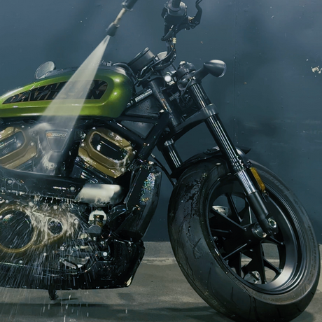 Wie pflegt man ein Motorrad richtig, ohne empfindliche Teile zu beschädigen?